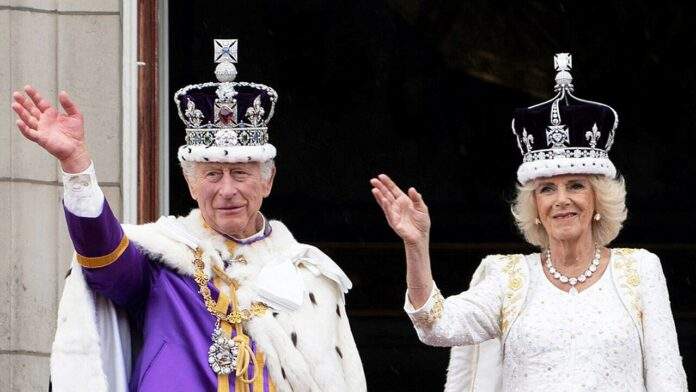 Král Karel III. a královna Camilla
