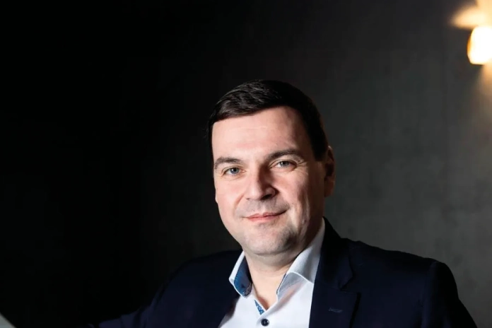 Šéf Motoristů sobě Petr Macinka